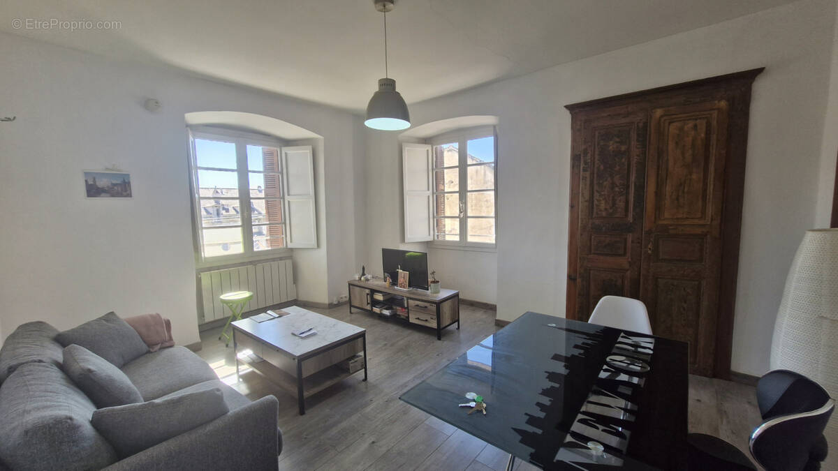 Appartement à CORTE