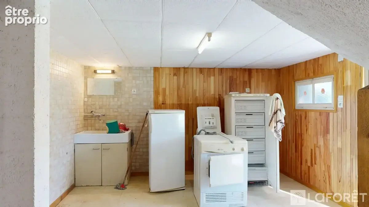 YZEURE - Maison de 6 pièces quartier des Cladets - photo 14