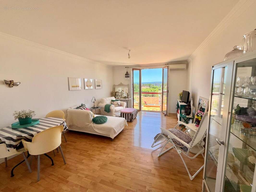 Photo 2 - Appartement à AVIGNON