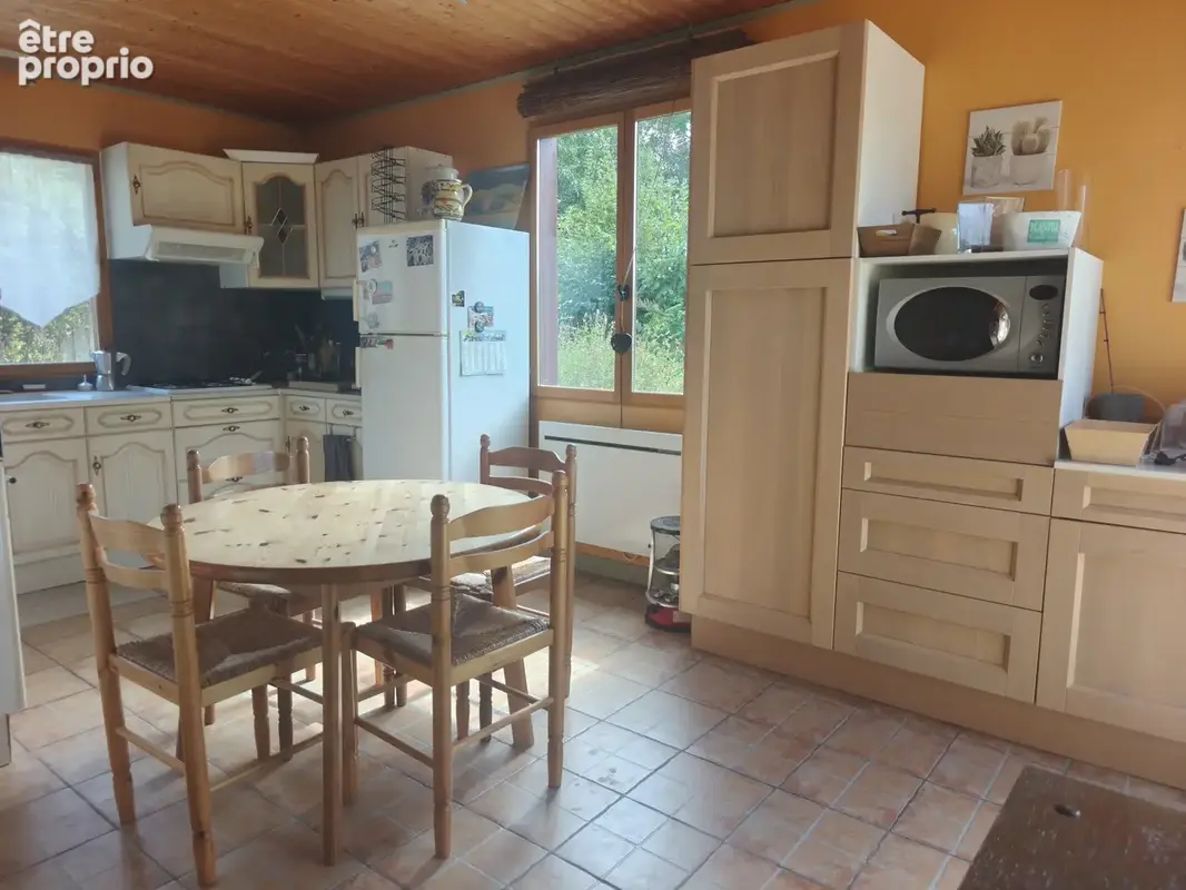 CHARMANTE MAISON DE 106 M2 dans un environnement calme et verdoyant - photo 3