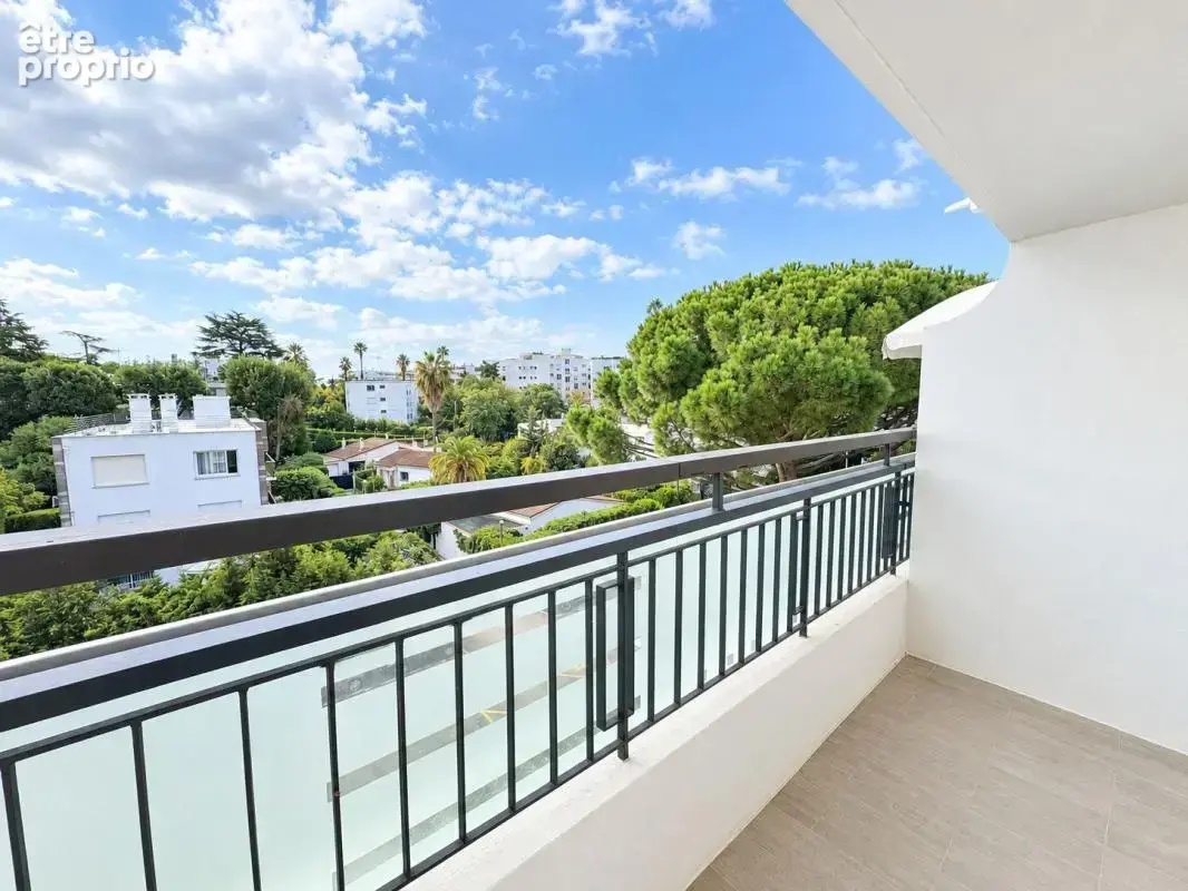 Appartement À Vendre - photo 3
