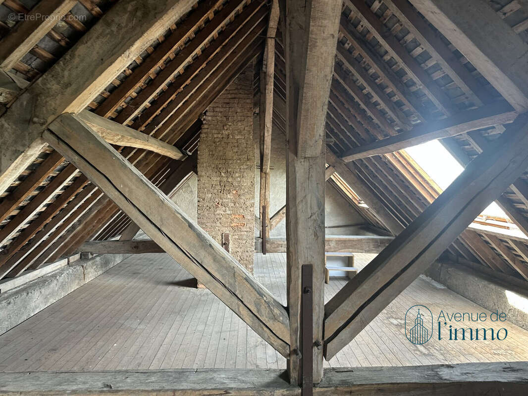 Maison à BEAUFORT-EN-VALLEE