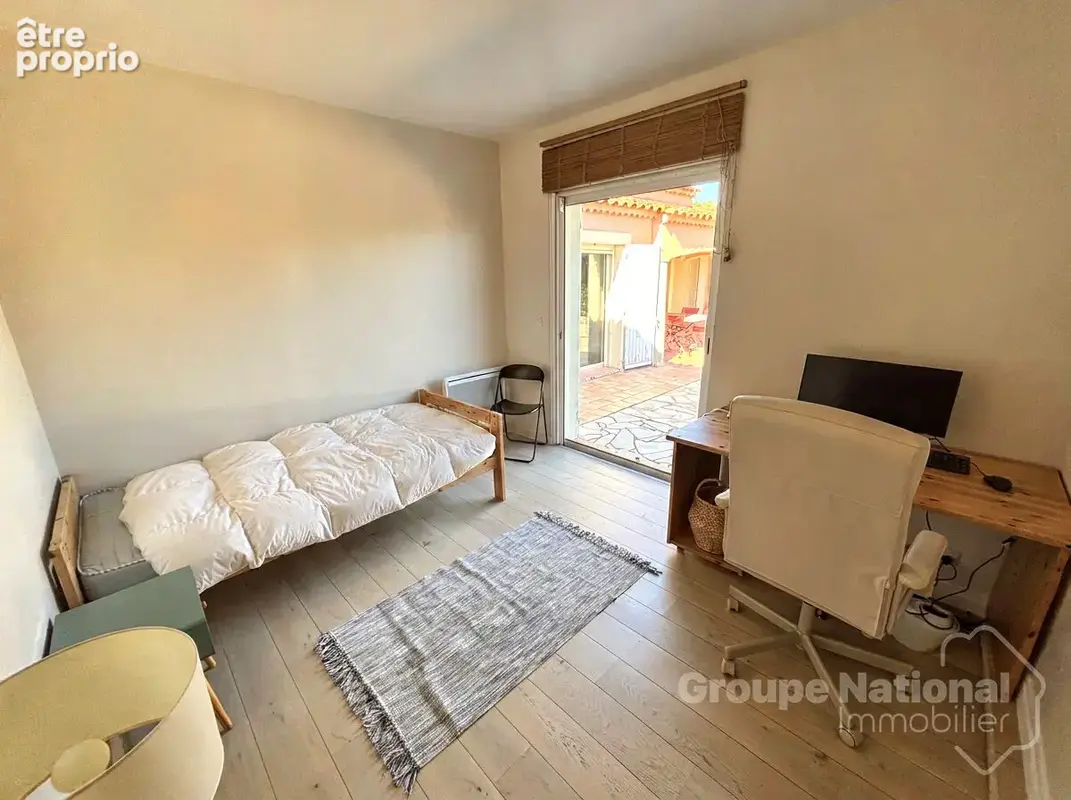 Maison Eyguières 5 pièce(s) 170 m2 - photo 7