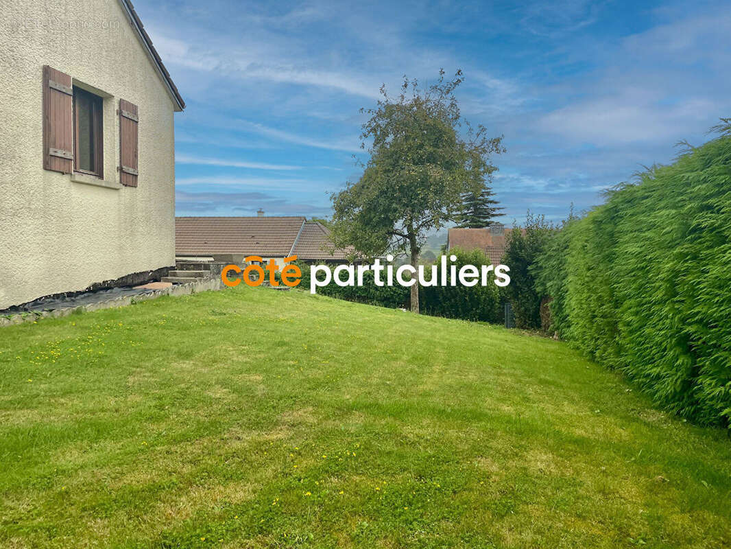 Maison à LA HAYE-PESNEL