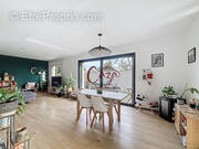 Maison à CAMBLANES-ET-MEYNAC