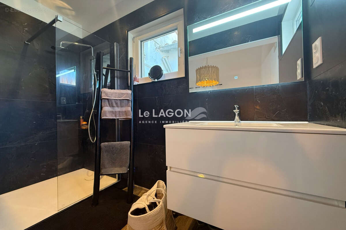 Maison à SAINT-CYPRIEN