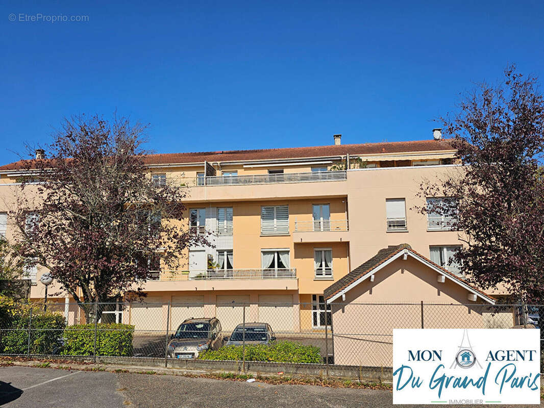 Appartement à ARPAJON