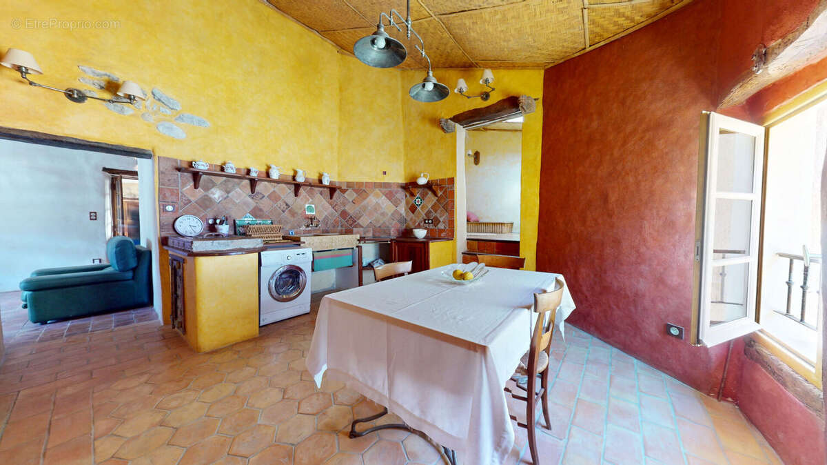 Maison à MOLLANS-SUR-OUVEZE