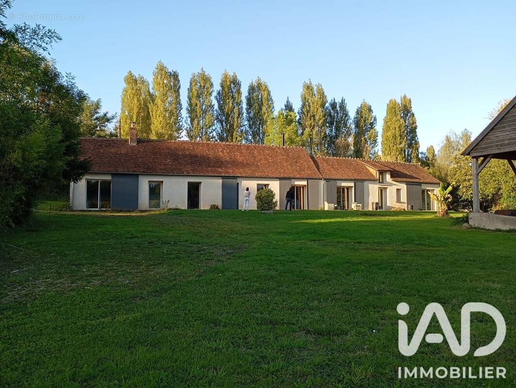 Photo 1 - Maison à CONLIE