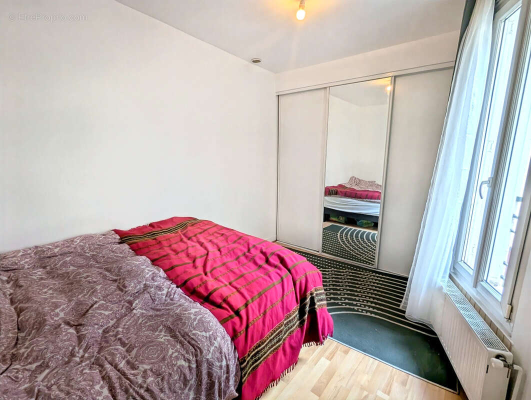 Appartement à MONTROUGE
