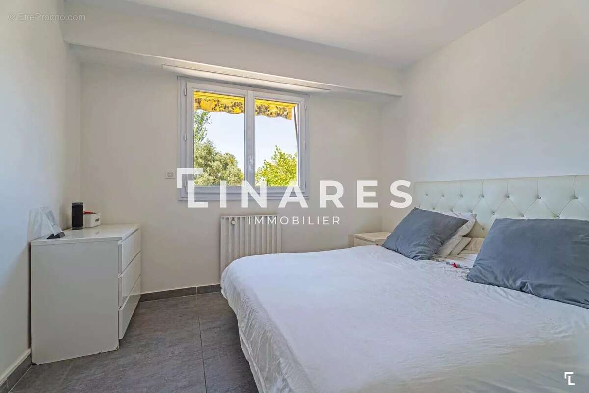Appartement à MARSEILLE-9E