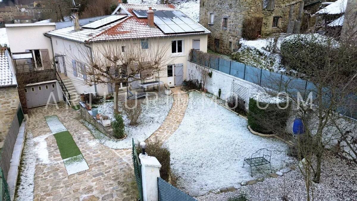 Maison à VOCANCE