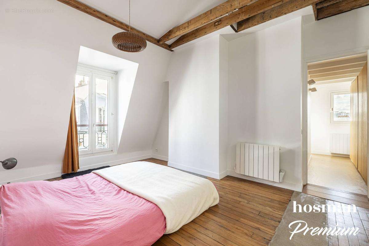 Appartement à PARIS-10E