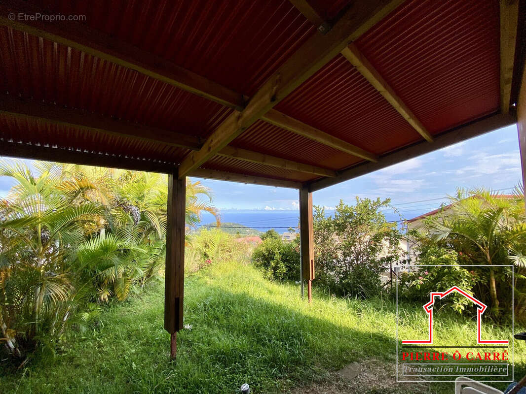 Maison à SAINT-JOSEPH