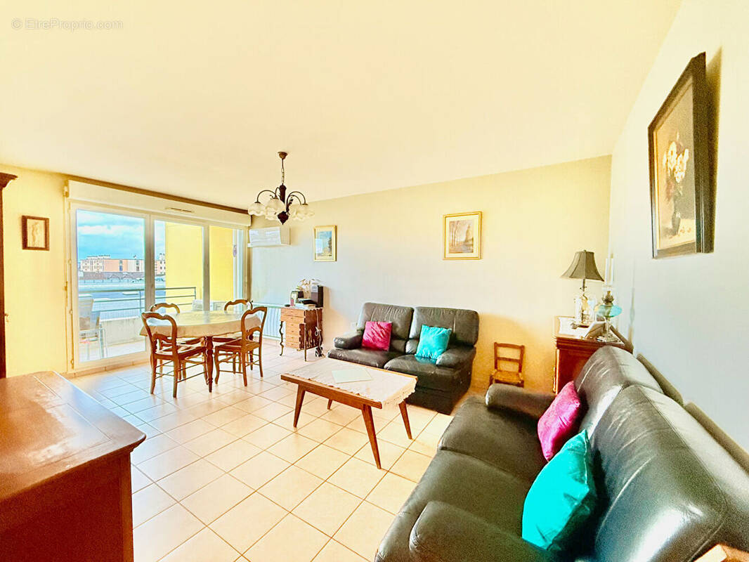 Appartement à CHOISY-LE-ROI