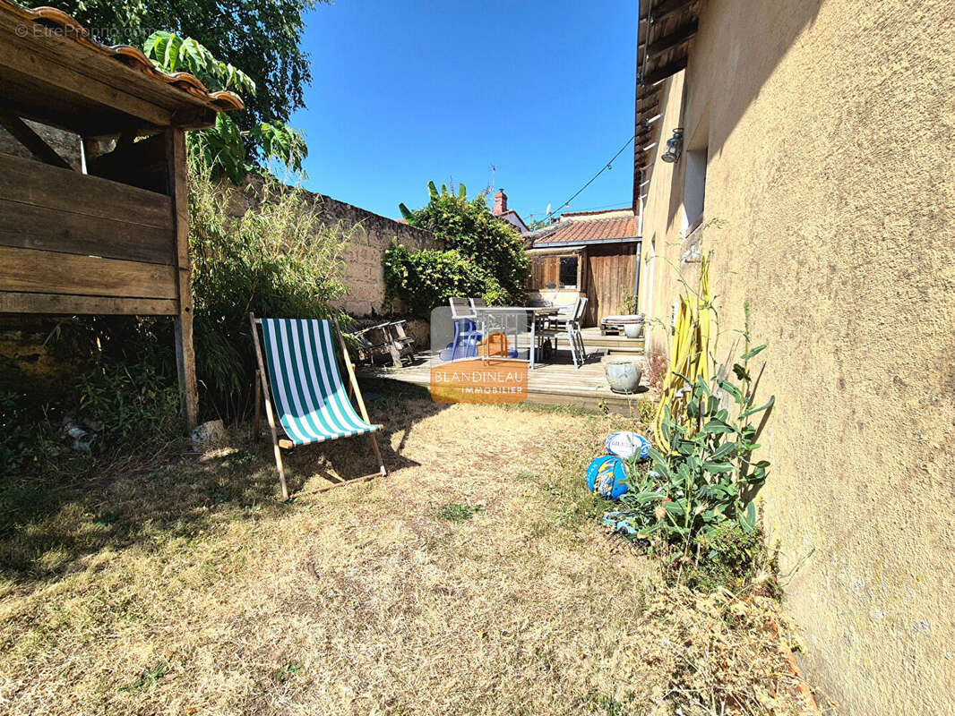 Maison à BOUGUENAIS