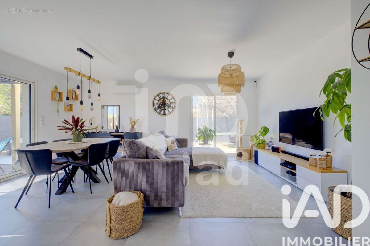 Photo 2 - Maison à TOURRETTES