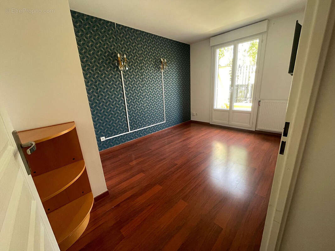 Appartement à SAINT-GRATIEN