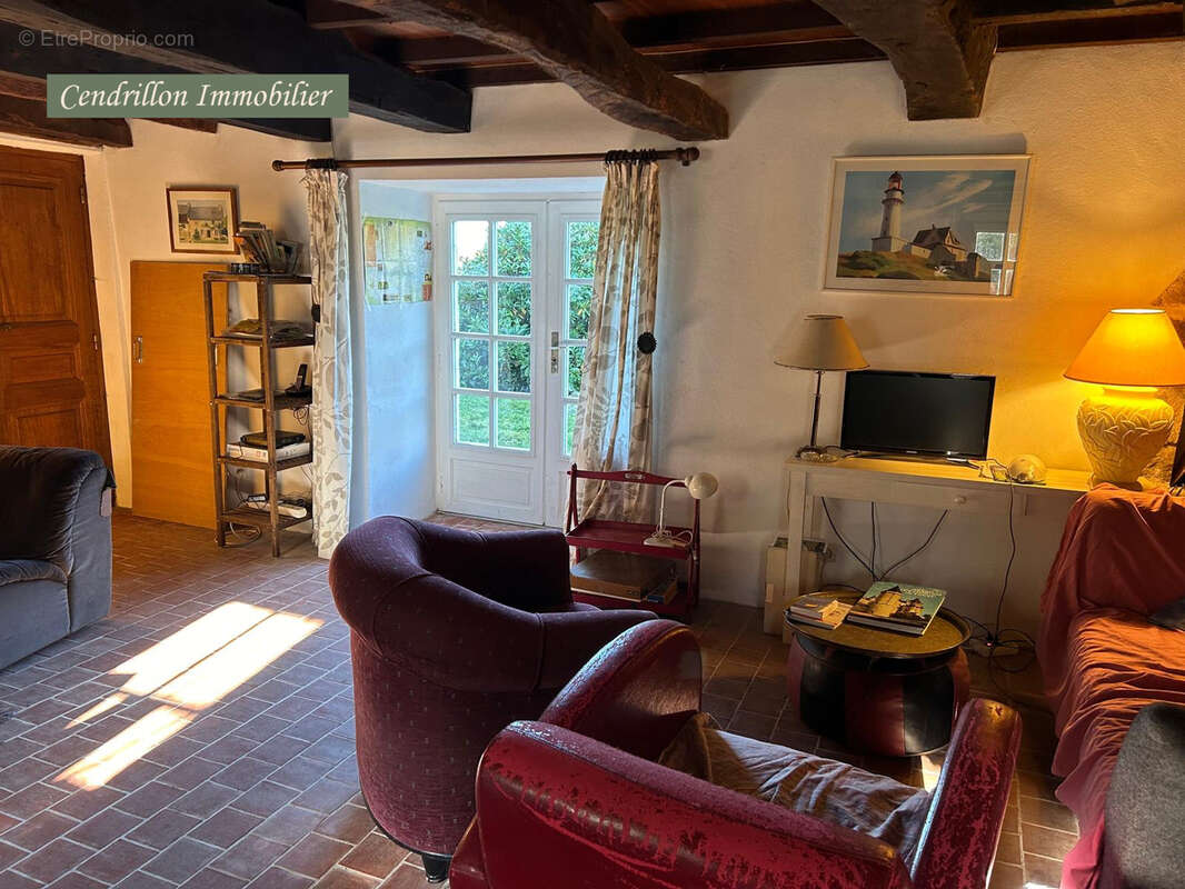 Maison à SAINT-MARTIN-CHATEAU