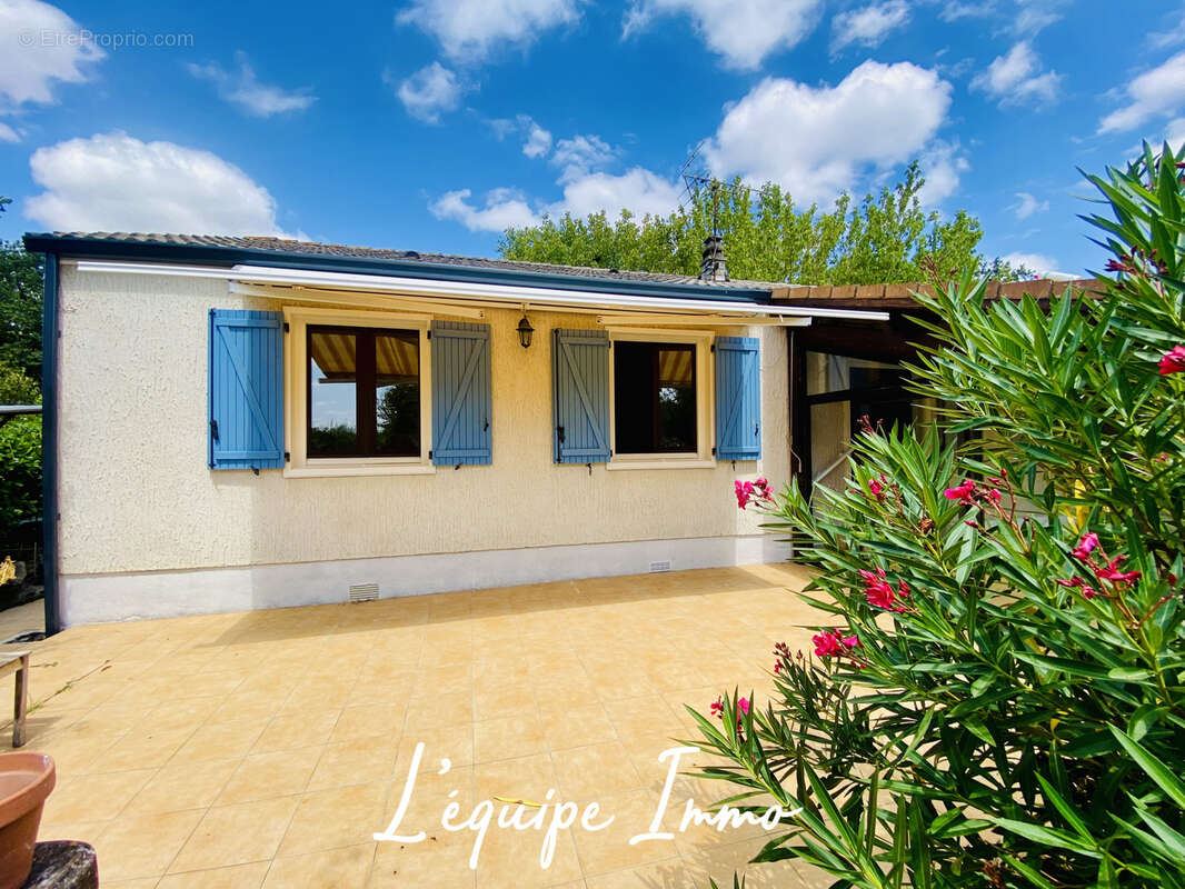 Maison T4 sur terrain arboré avec piscine et garage - photo 18