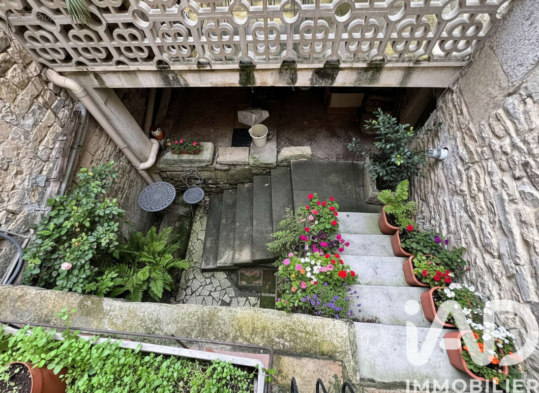 Photo 4 - Maison à LANGLADE