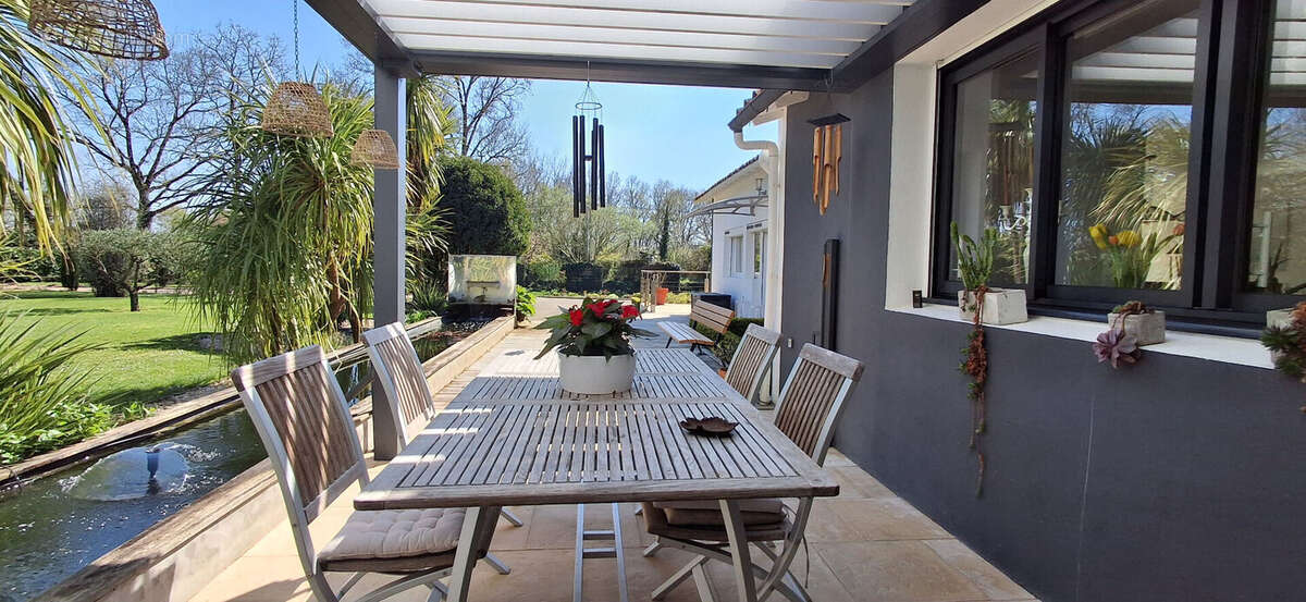 Maison à LE GIROUARD