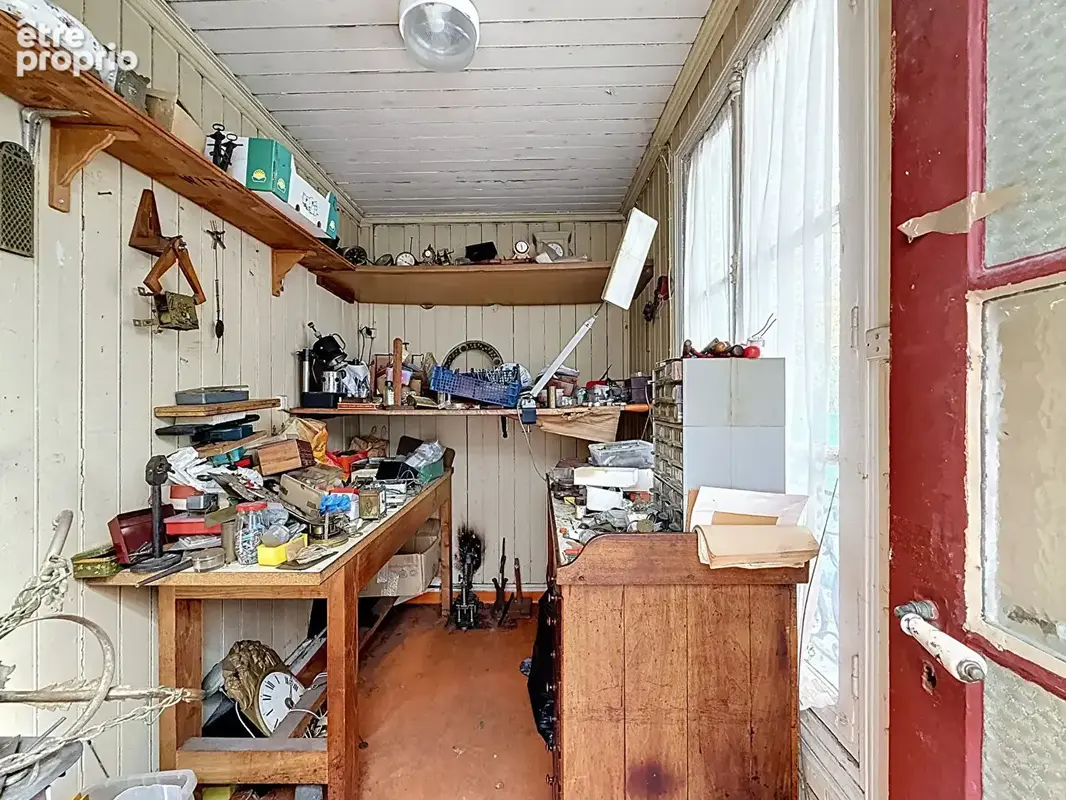 Montreuil, 400 metres du metro croix de chavaux, maison annees 30 avec veranda, sous-sol, jardin, remise et atelier - photo 10