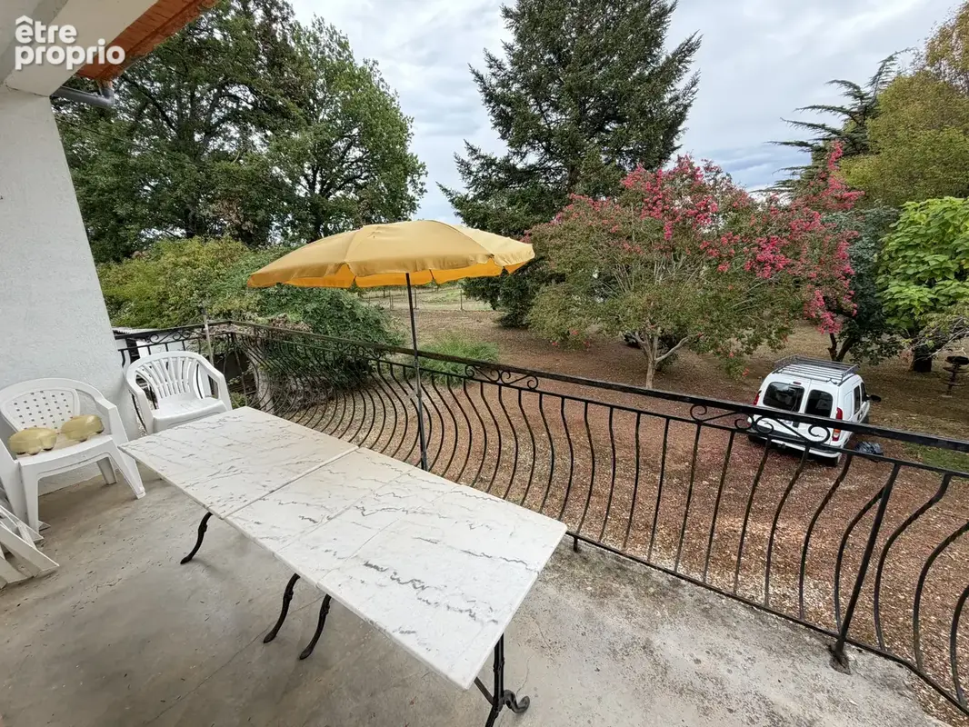 Exclusivité - maison de type f5 avec dépendances - photo 8
