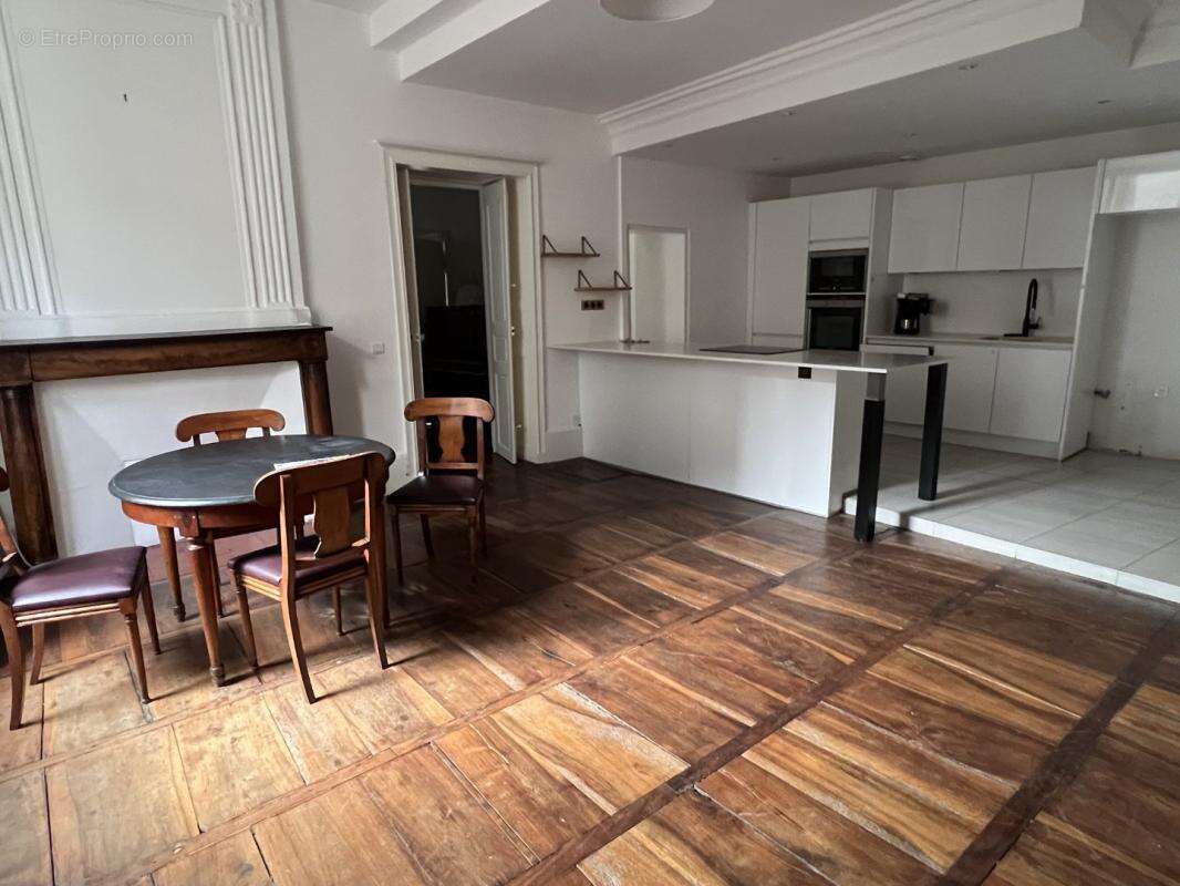 Appartement à FIGEAC