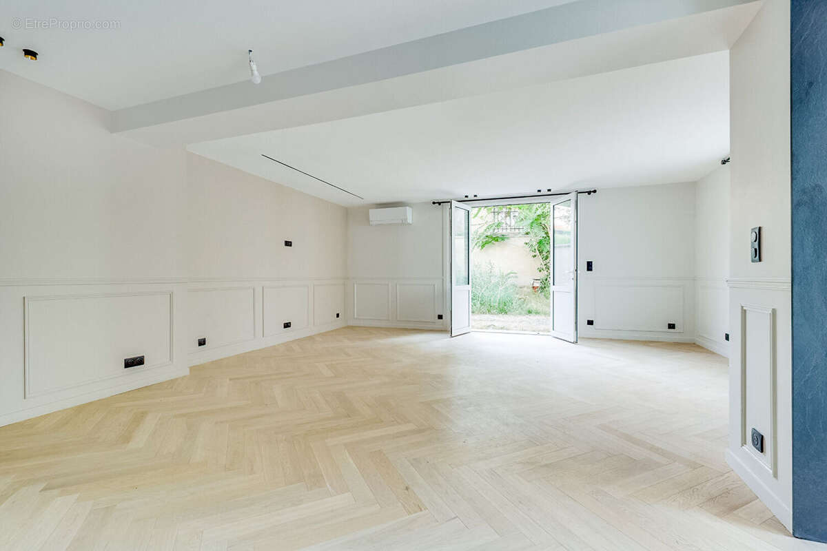 Charenton ecole-  maison avec jardin - photo 13