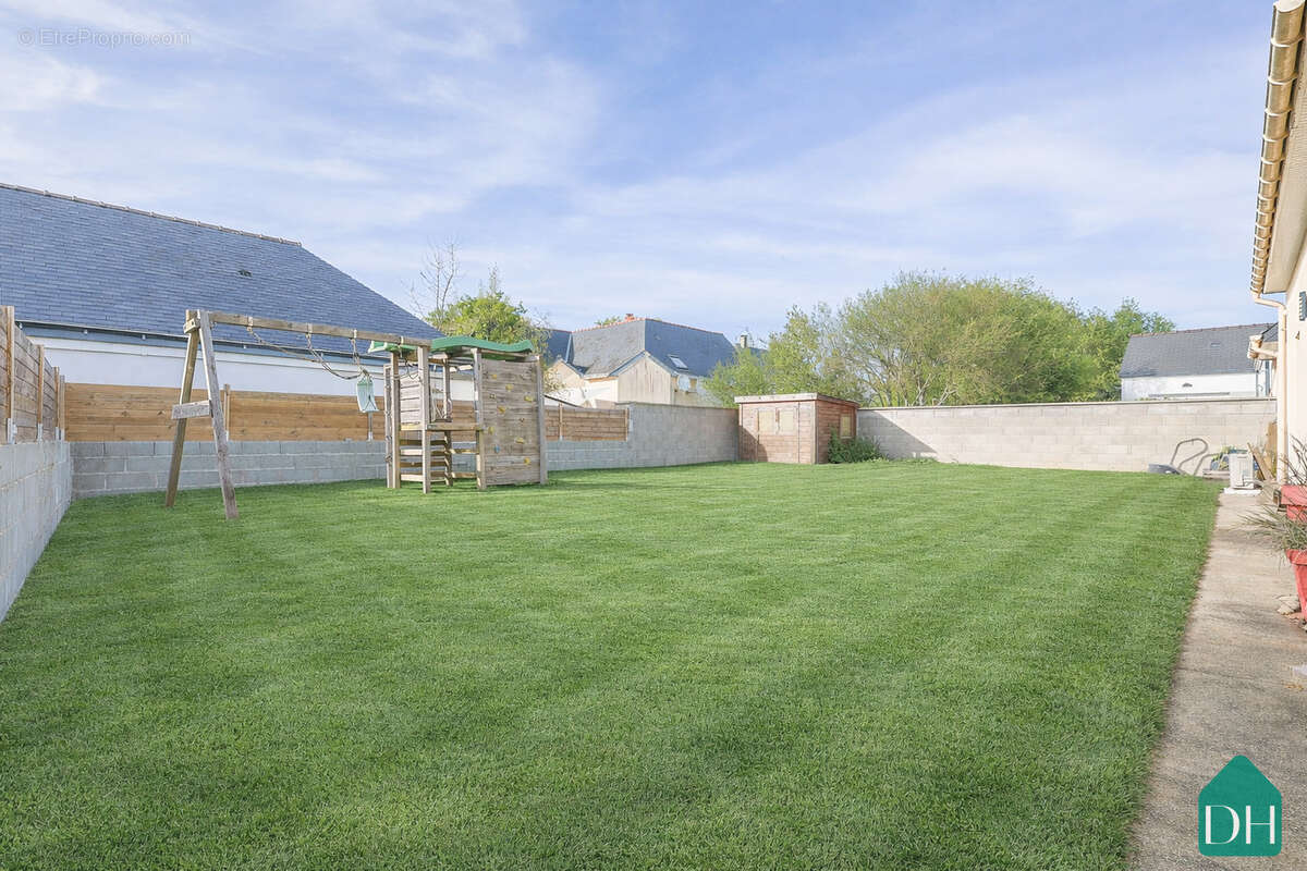 Maison familiale avec vie de plain-pied   4/5 chambres   Piscine   Le Temple-de-Bretagne - photo 2