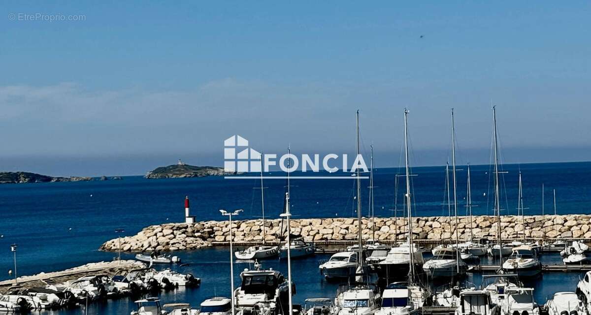 Appartement à SIX-FOURS-LES-PLAGES