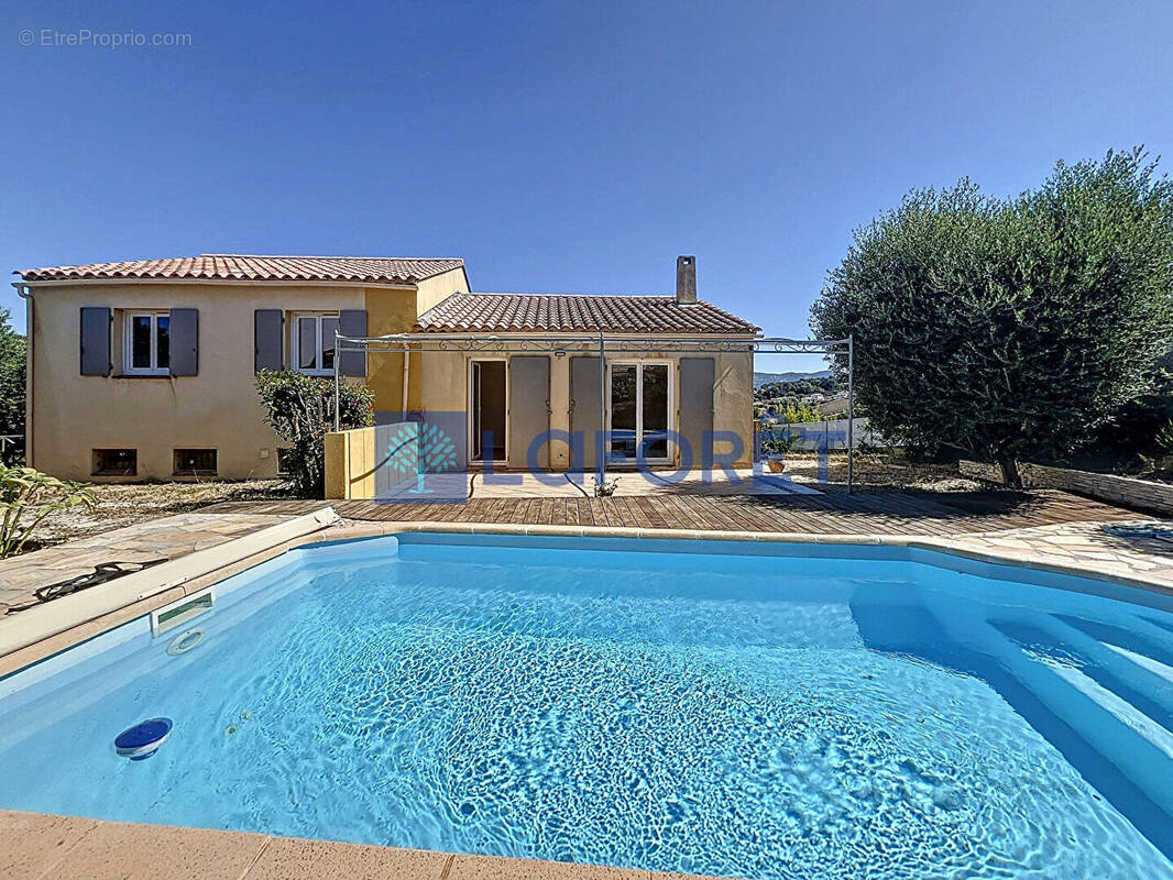 Maison à SIX-FOURS-LES-PLAGES