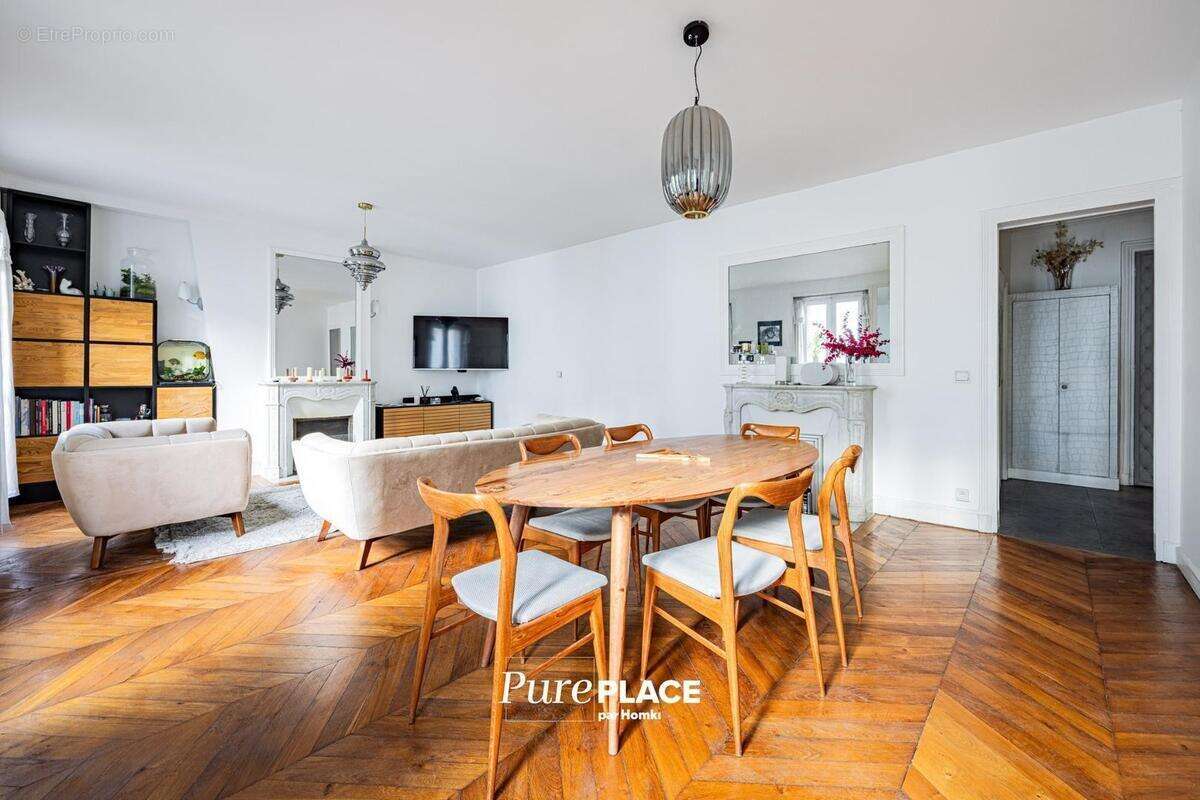 Appartement à PARIS-9E
