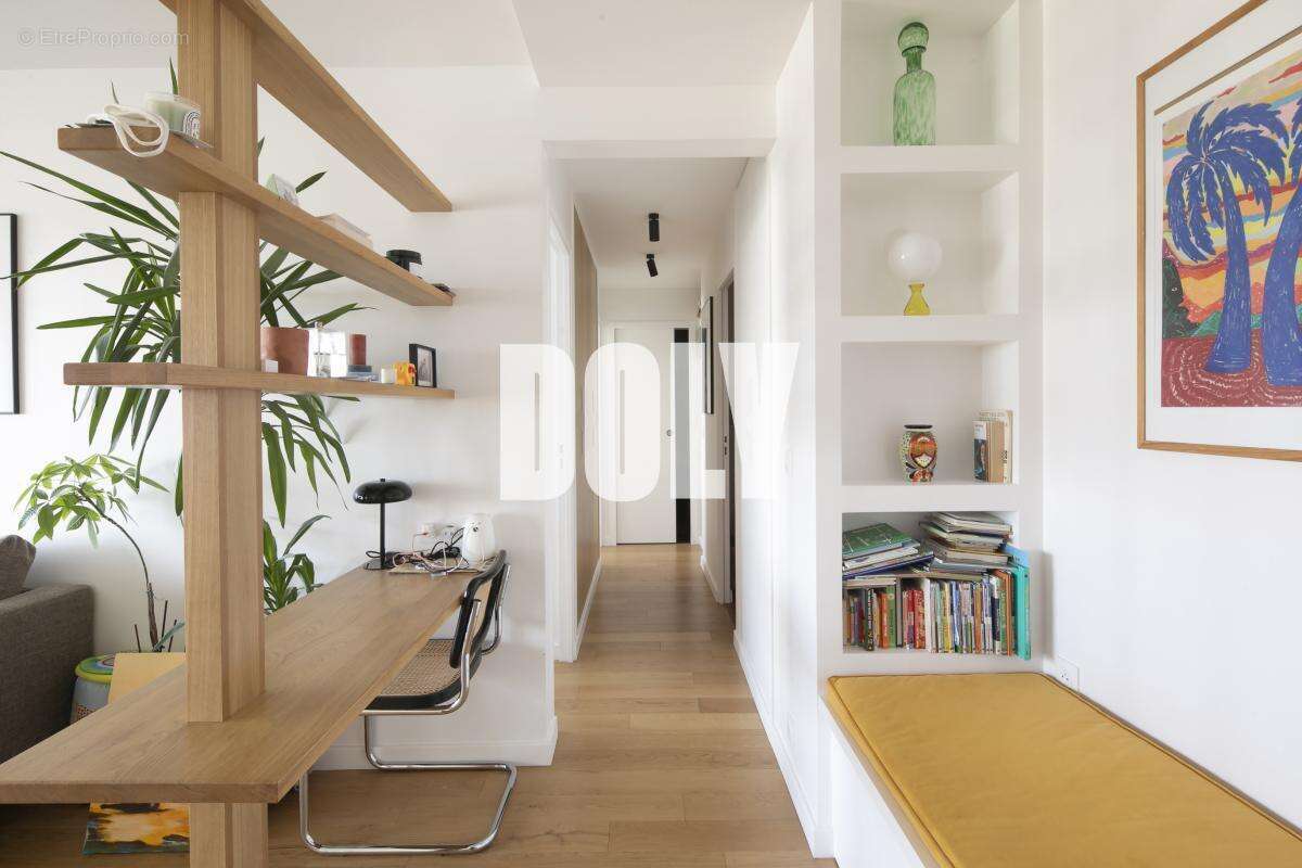 Appartement à PARIS-18E