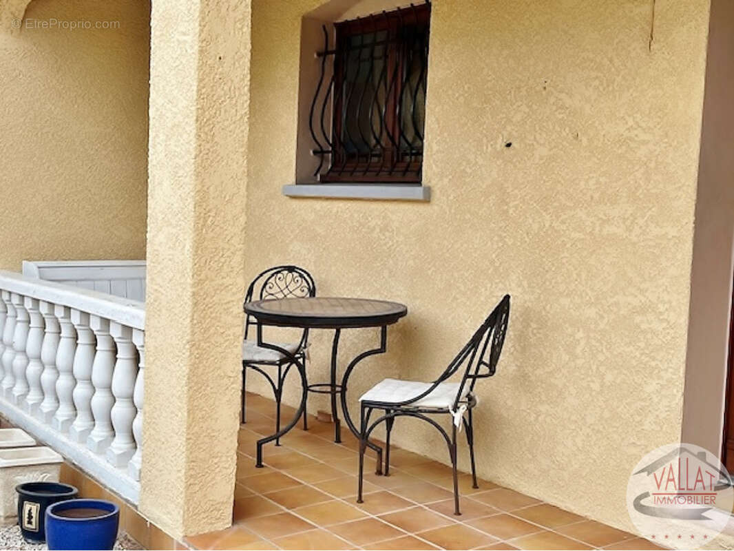 Villa T4 avec piscine dans quartier pavillonnaire agréable ! - photo 20