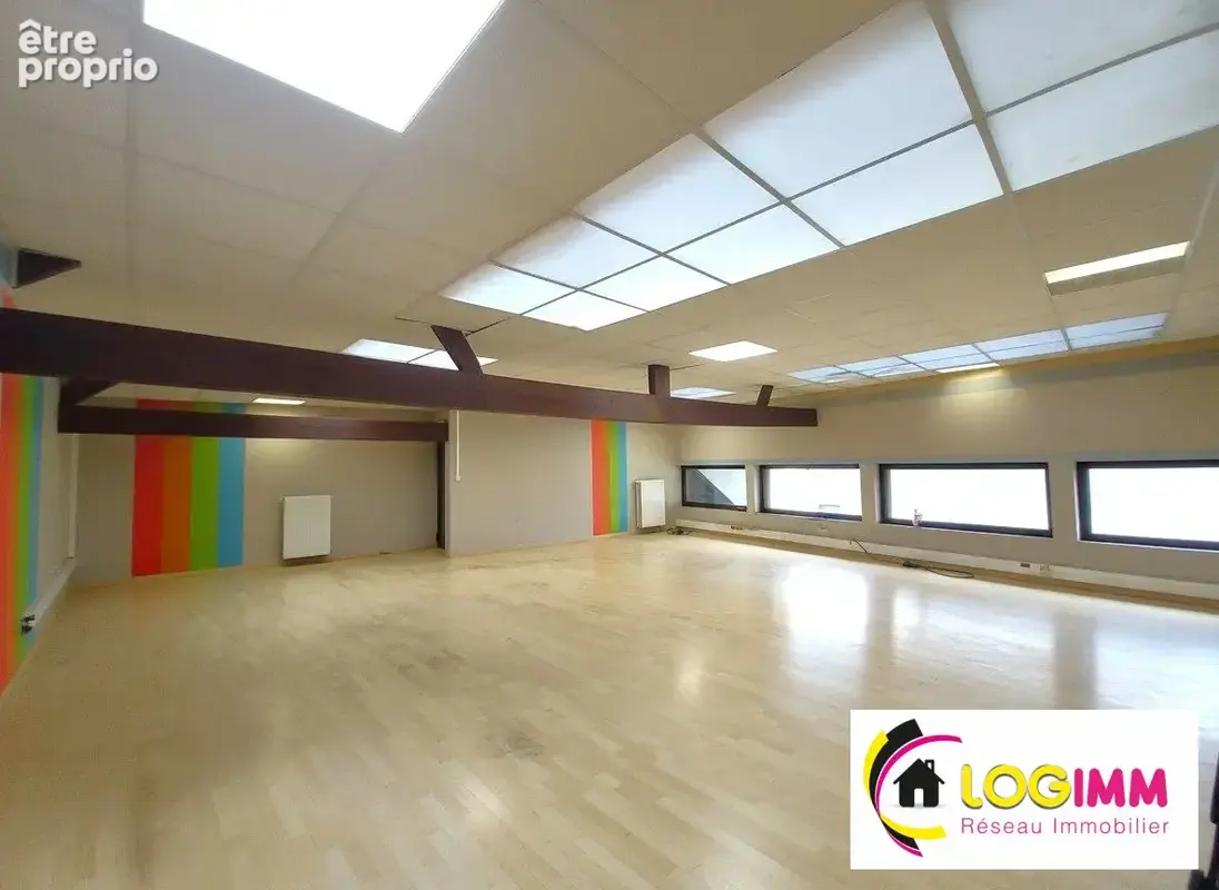 Commerce 800 m² à vendre à Le Quesnoy (59530) - photo 8