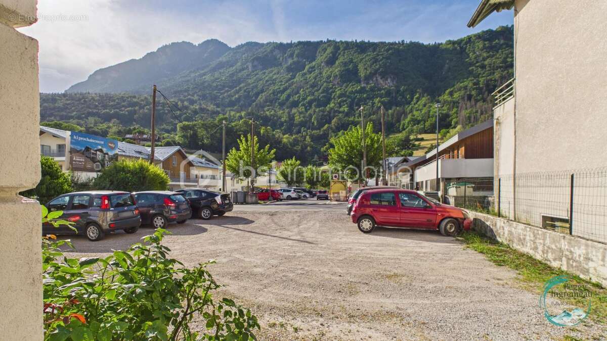 Appartement T2, jardin privatif, stationnements et vue montagnes - photo 14