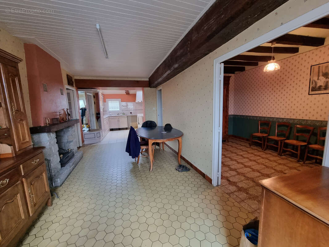 Maison à SAINTE-COLOMBE