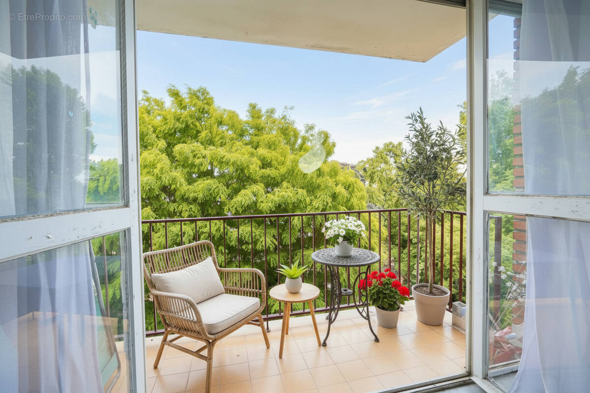 Appartement à ENGHIEN-LES-BAINS