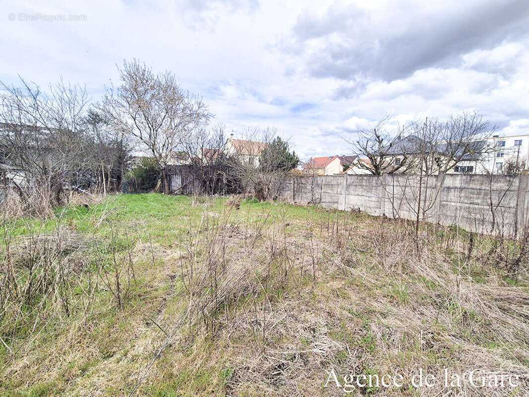 Maison à CARRIERES-SUR-SEINE