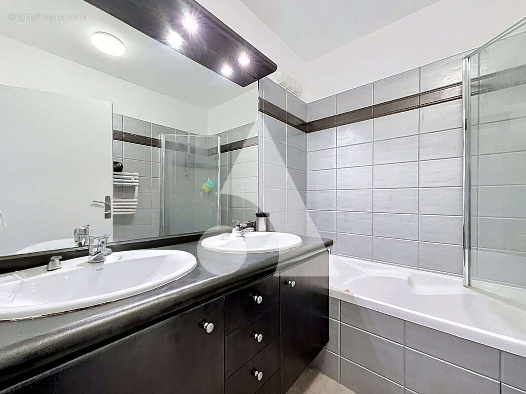 Appartement à RUEIL-MALMAISON