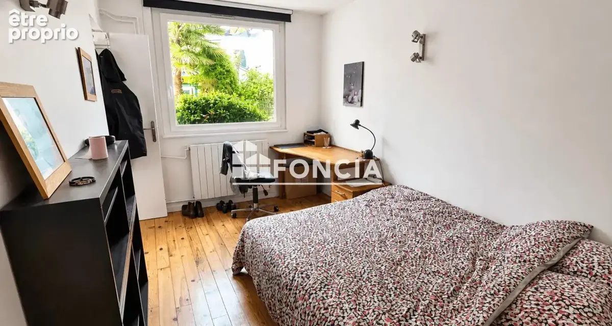 Maison avec cachet 220m2 - Proche parc BARBIEUX et Métro Epeule - Montesquieu - photo 12