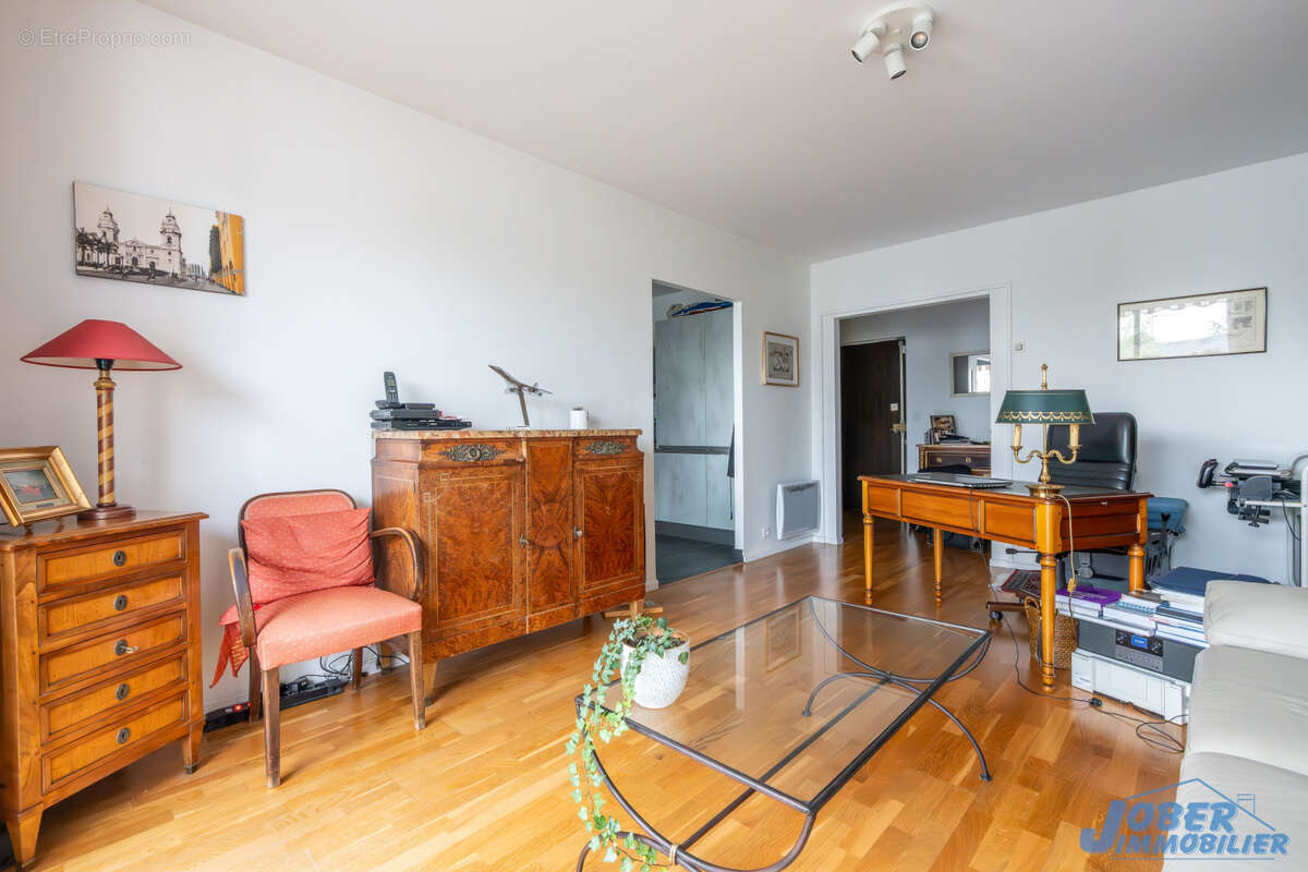 Appartement à NOGENT-SUR-MARNE