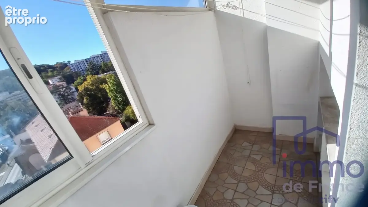 Appartement 4 pièces 75 m² à vendre à Saint-Etienne (42000) - photo 6