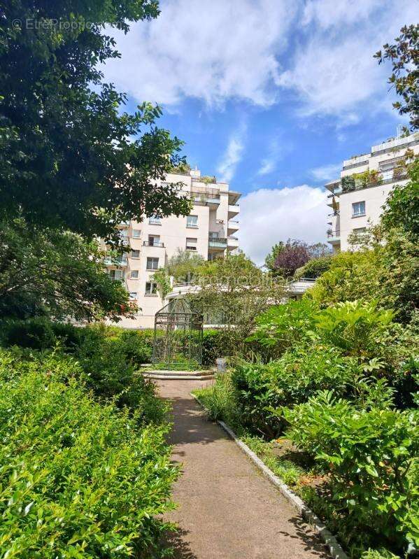 Coup de cœur au Val de Seine-Superbe F3 avec loggia! - photo 20