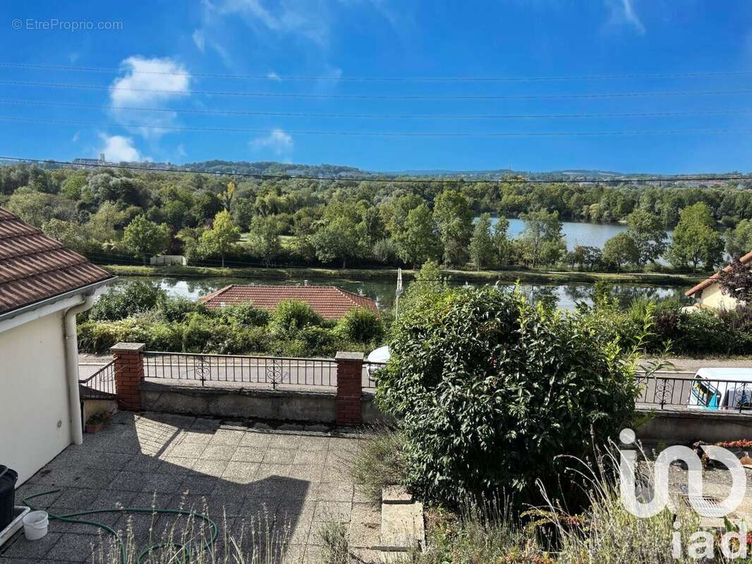 Photo 2 - Maison à BELLEVILLE-SUR-MEUSE