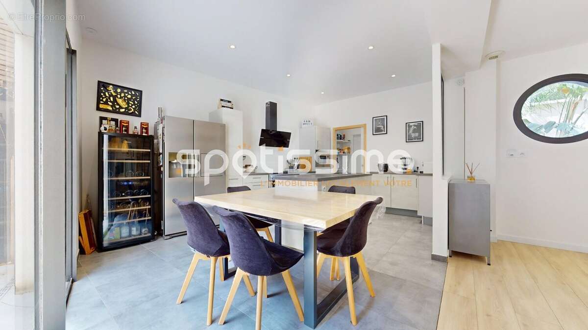 AGDE  Villa T5 de 2019 avec jardin, garage et prestations actuelles - photo 4