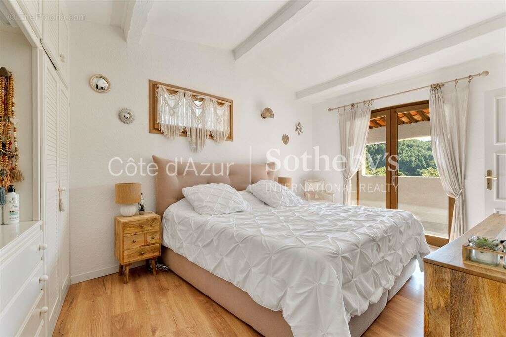 Maison à LES ADRETS-DE-L'ESTEREL