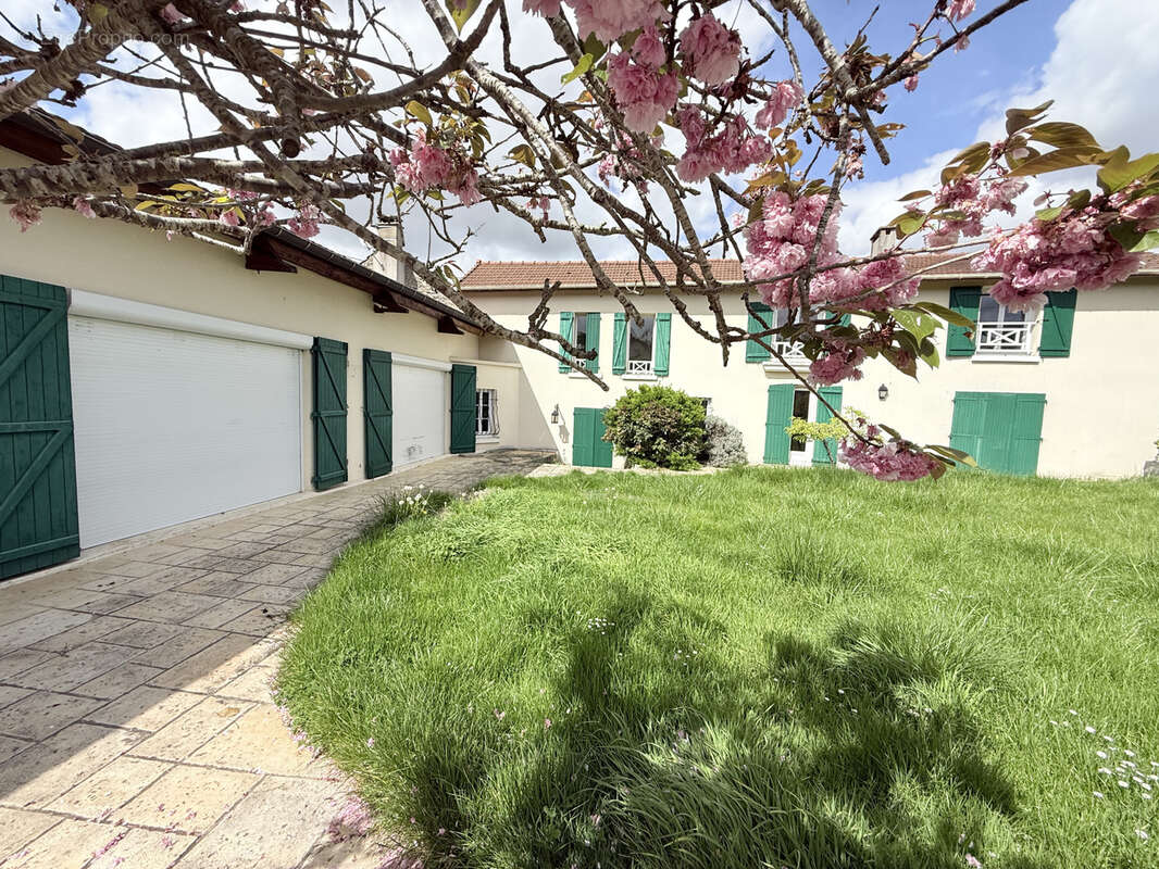 Maison à CHAPET